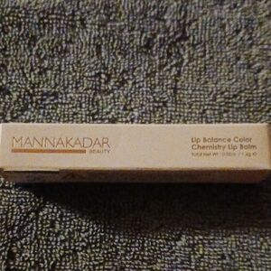 Manna Kadar Lip Balance Color Chemistry Lip Balm - Cream